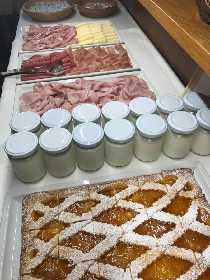 Garni La Vara Corvara Buitenkant foto