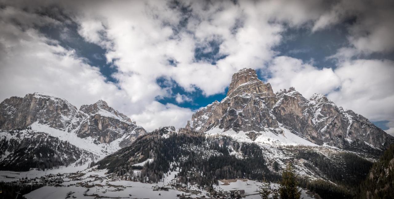 Garni La Vara Corvara Buitenkant foto